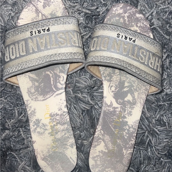 Grey Christian Dior 100% authentic slides! - Picture 1 of 6